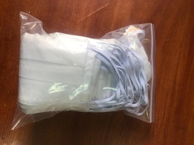 Медицинская маска для лица трехслойная одноразовая на резинках (упаковка 25шт)